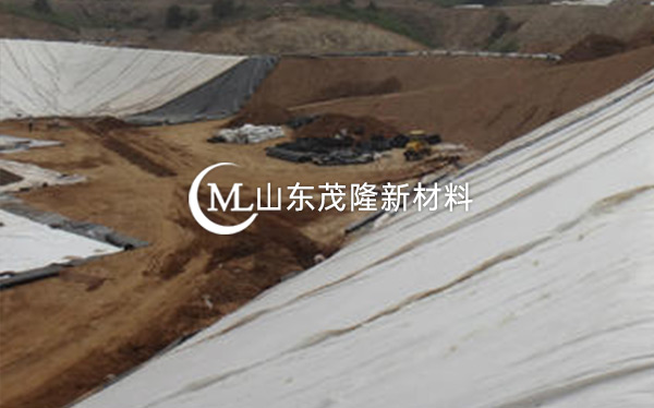 《山東濱州垃圾填埋場(chǎng)》土工布、土工膜施工
