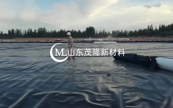 《中國石化庫車商儲庫工程》土工膜、土工布施工  第3張