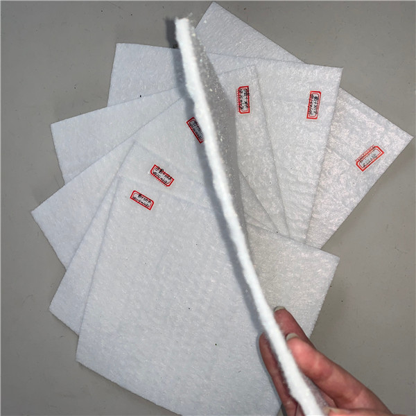 土工布的作用排水、加筋，防護(hù)