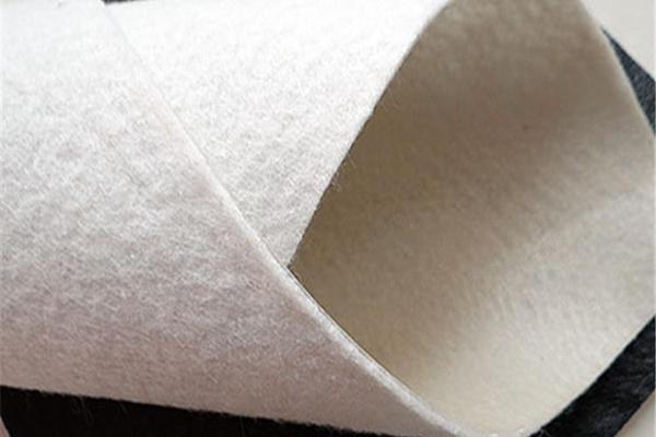 怎么增強(qiáng)土工布結(jié)構(gòu)的穩(wěn)定性呢？  第1張