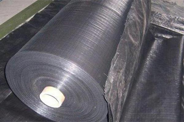 聚丙烯扁絲編織土工布的耐久性與環(huán)境適應(yīng)性 第1張