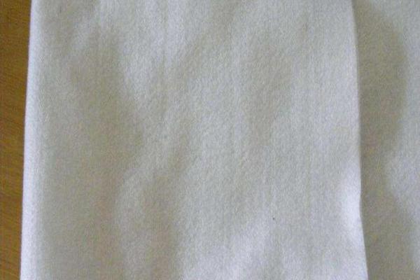 高強加筋土工布的施工方法  第1張