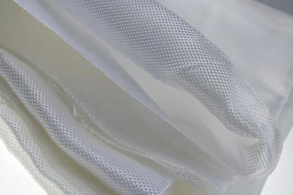 高強加筋土工布的鋪設方法  第3張